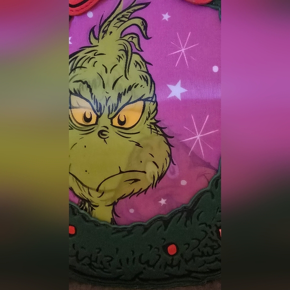 LOUNGEFLY Dr. Seuss How the Grinch Stole Christmas! Wreath Lenticular Crossbody - Picture 2 of 5